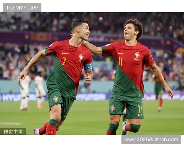 C罗带领葡萄牙队在世界杯中的辉煌时刻与挑战 C罗带领葡萄牙队在世界杯中的辉煌时刻与挑战